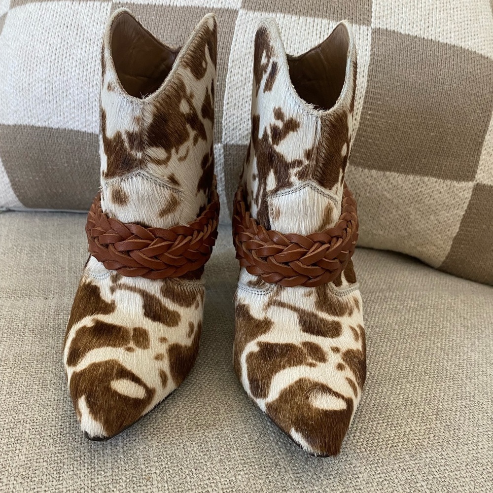 Golden Goose Michelle Cow Print Calf Hair Booties – Size 6 (36) - Picture 7 of 8